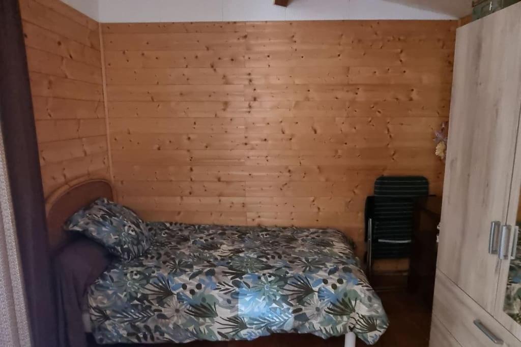 Maisonnette Chez L'Habitant ลาซิโอตาต์ ภายนอก รูปภาพ